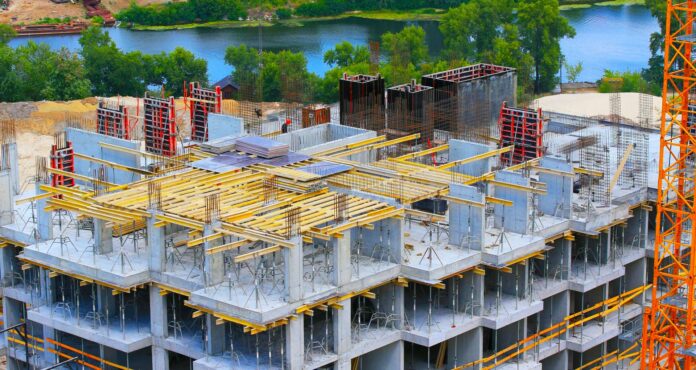 Преимущества и новые направления применения бетонных технологий в строительстве жилых комплексов - инновации, экологичность и устойчивость