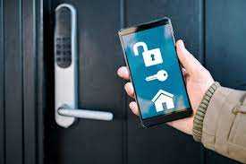 Электронные замки и системы безопасности: инновации в обеспечении домашней безопасности