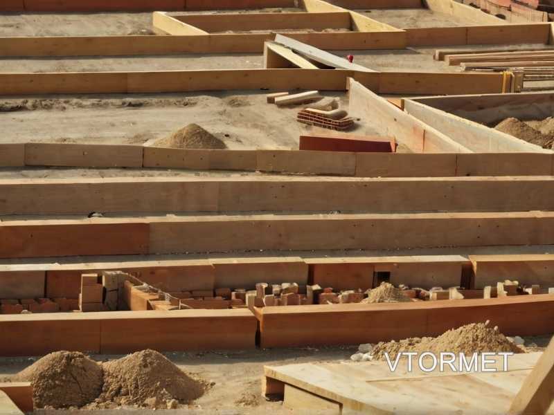 Как правильно оценить износостойкость материалов для кухонных поверхностей